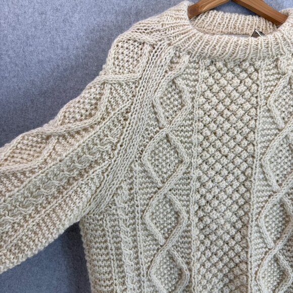 Passports Of Pieri Imports Vintage Cream Cable Knit 100% Wool Sweater Size Large - Picture 6 of 14